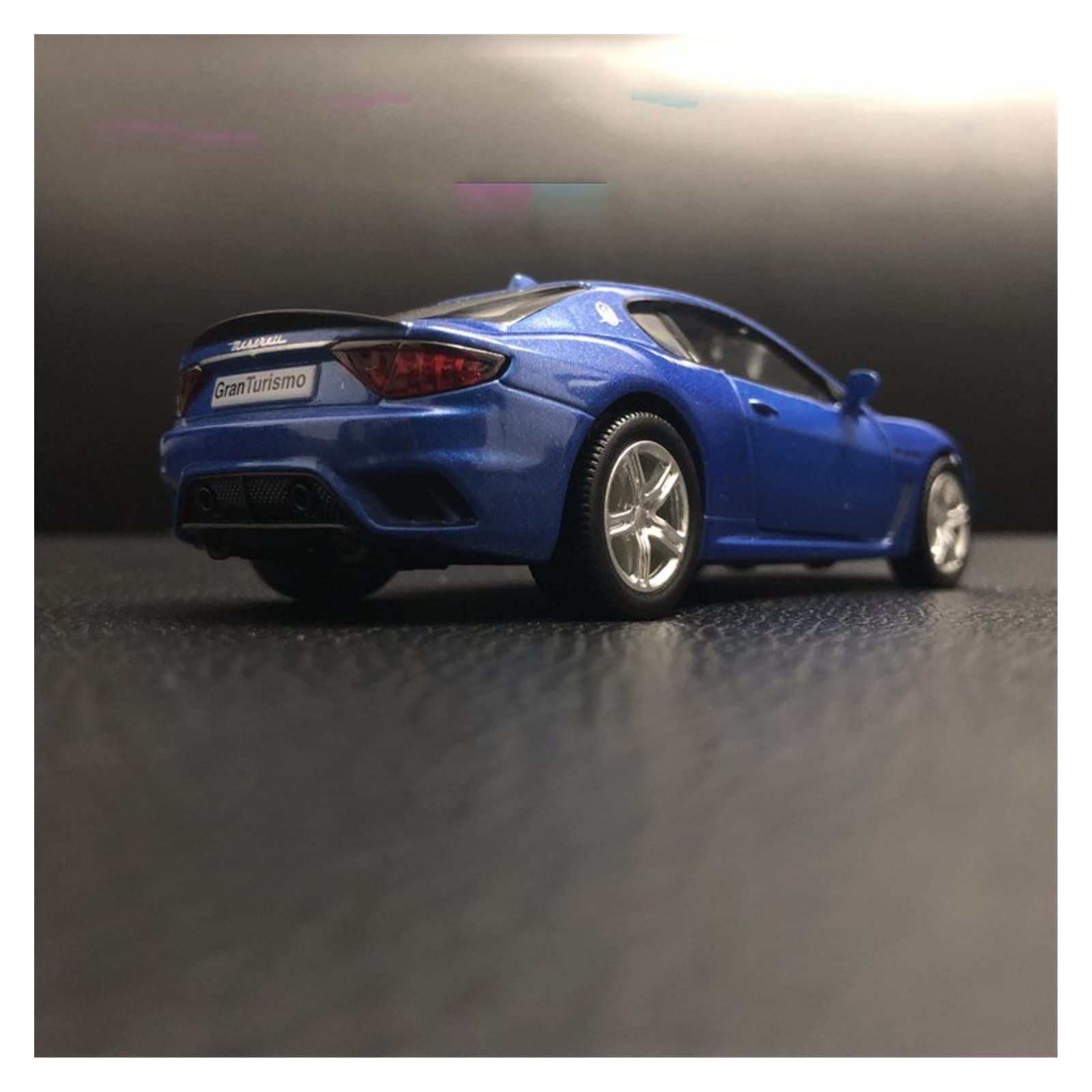 マセラティ　ミニチュア　ミニカー Amazon.co.jp: ミニチュアカー マセラティ GT シミュレーション